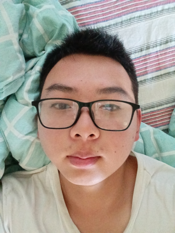 小黄的第四张照片--济宁相亲服务中心