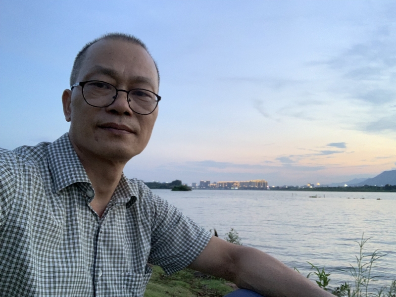独行侠的第一张照片--济宁相亲服务中心