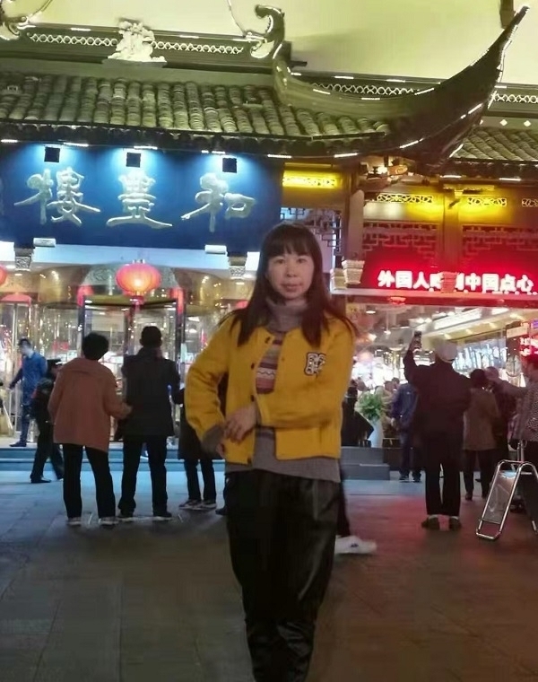 君倩的第三张照片--济宁相亲服务中心