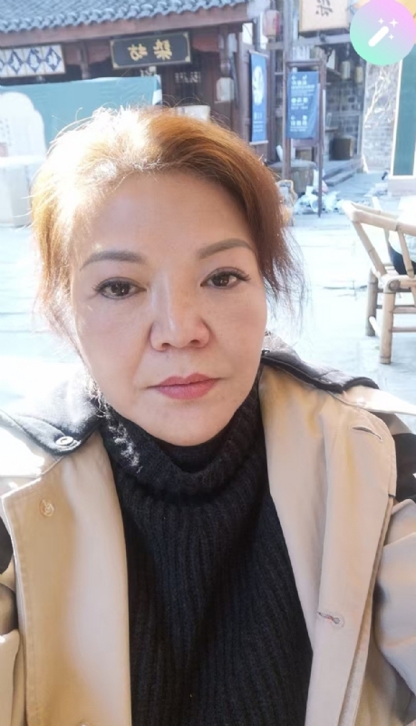 宛霞的第二张照片--济宁相亲服务中心