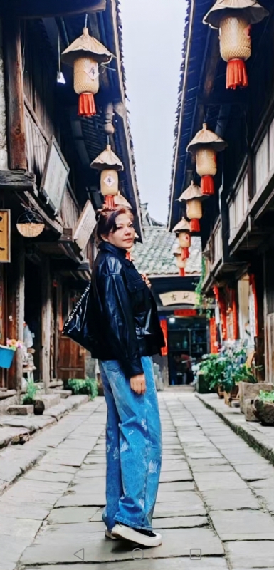 宛霞的第五张照片--济宁相亲服务中心