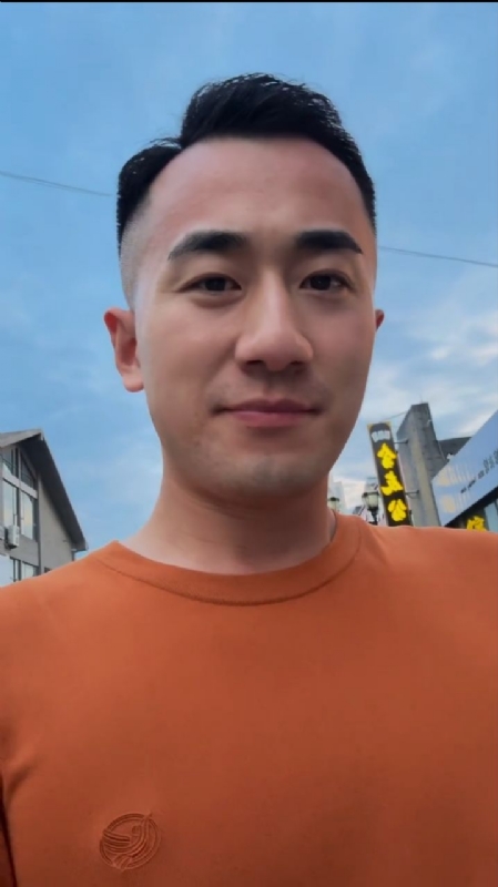 往事随风的第一张照片--济宁相亲服务中心