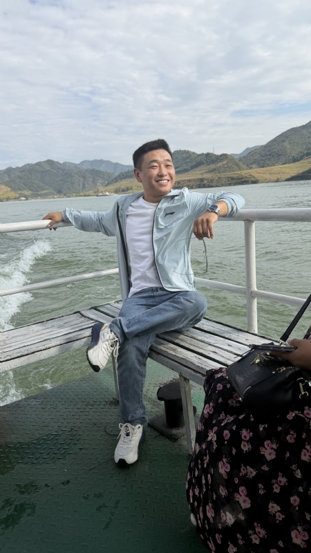 烟花易笑的第一张照片--济宁相亲服务中心