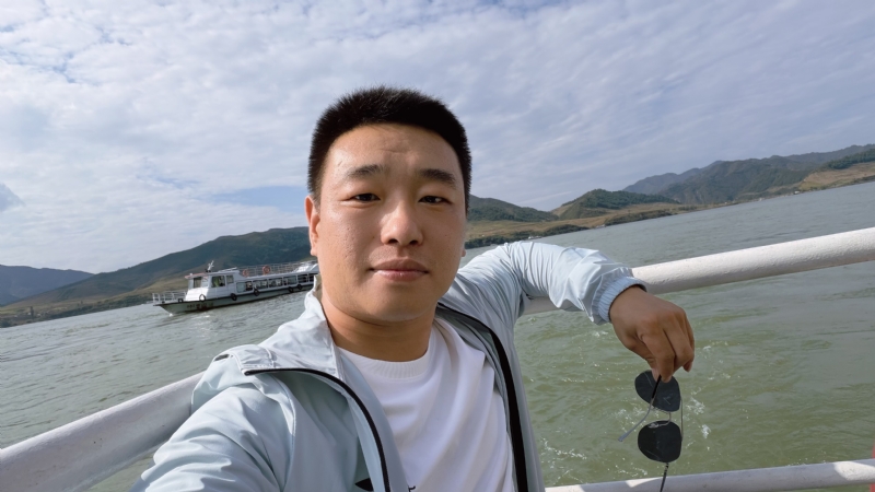 烟花易笑的第四张照片--济宁相亲服务中心