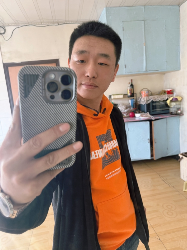 烟花易笑的第五张照片--济宁相亲服务中心