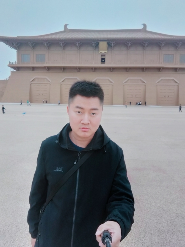 放肆的青春的第二张照片--济宁相亲服务中心