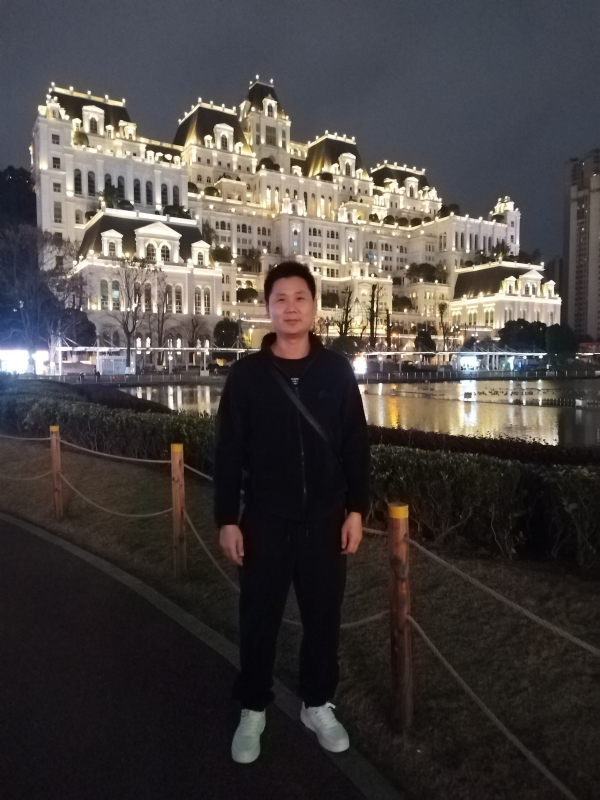 另一半的她的第三张照片--济宁相亲服务中心