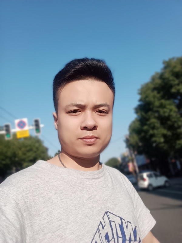 简简单单的第一张照片--济宁相亲服务中心