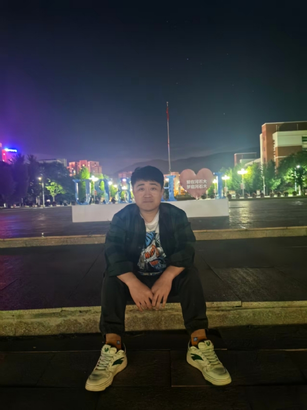 芽儿呦的第一张照片--济宁相亲服务中心