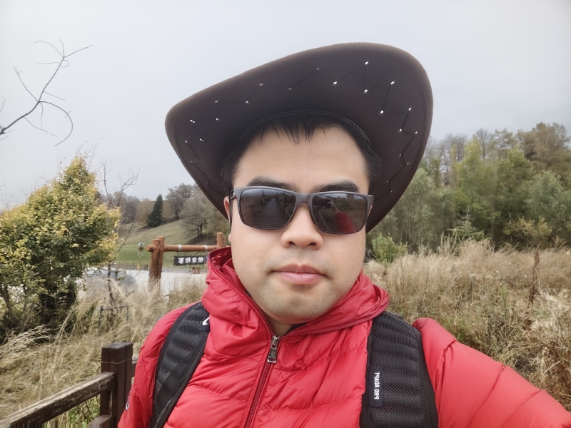 欢乐的笑的第一张照片--济宁相亲服务中心