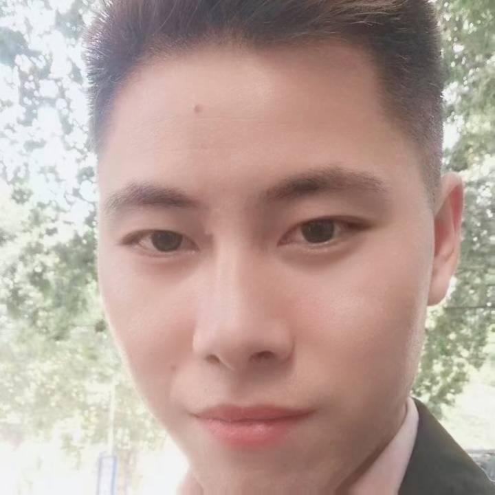 缺个伴的第一张照片--济宁相亲服务中心