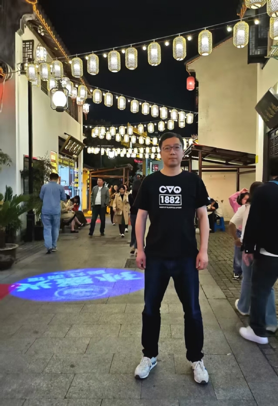 张楚岚的第一张照片--济宁相亲服务中心