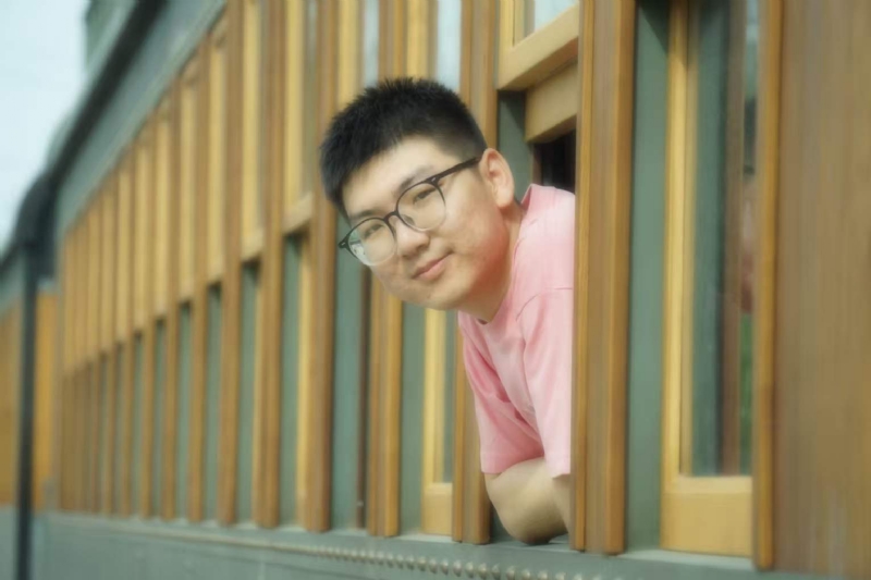 锦瑟无端五十弦的第一张照片--济宁相亲服务中心