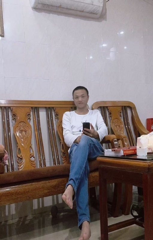 知年的第三张照片--济宁相亲服务中心