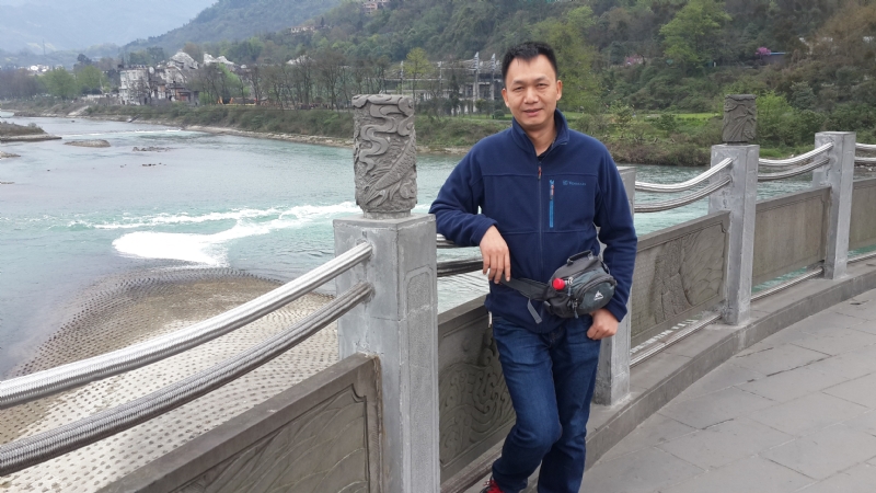 上下求索的第一张照片--济宁相亲服务中心